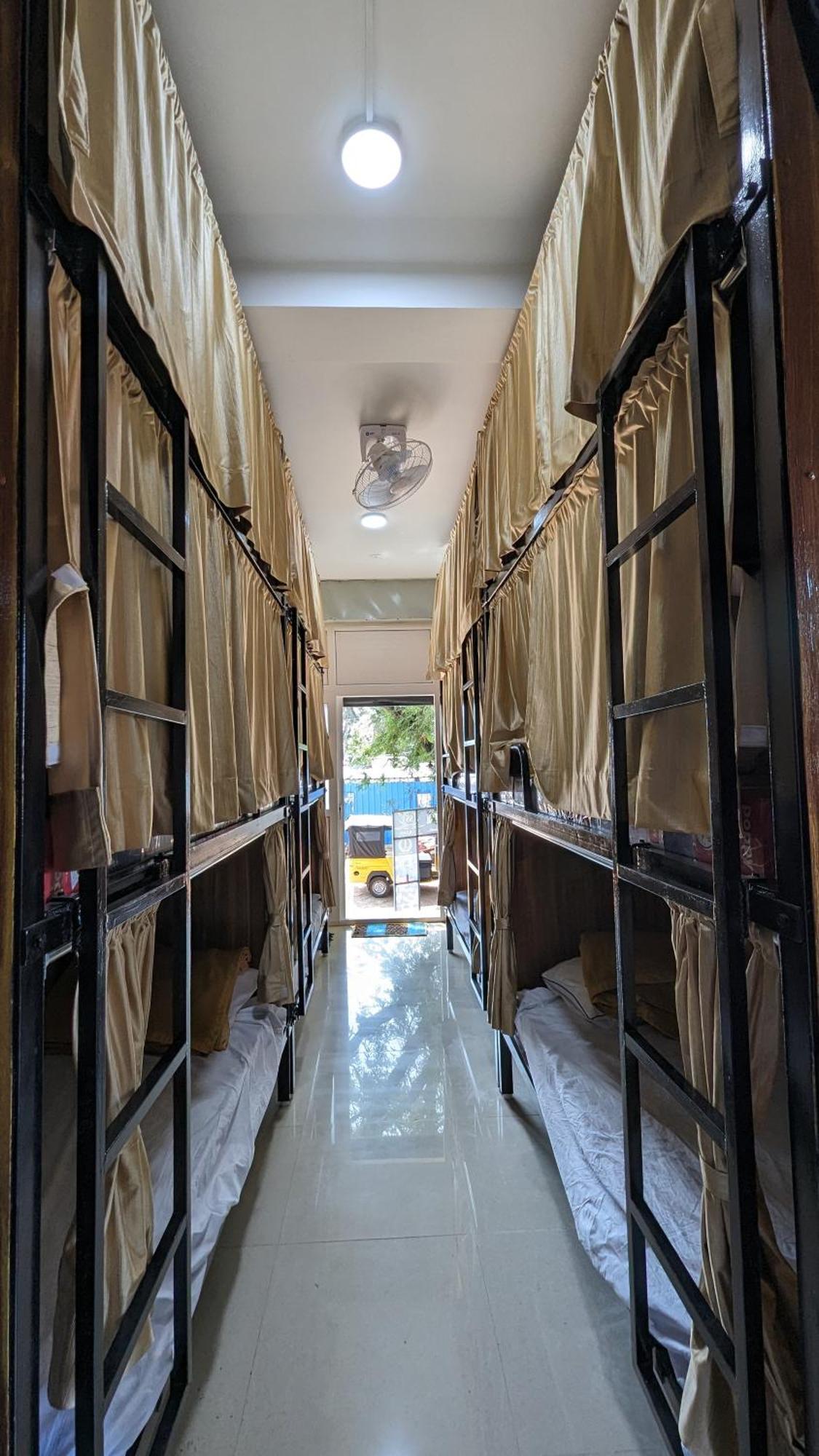 Backpackers Inn Dormitory Pamban Eksteriør bilde